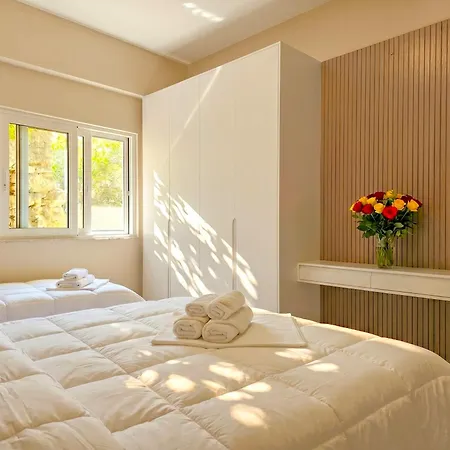 Two Bedroom With Sea View 093