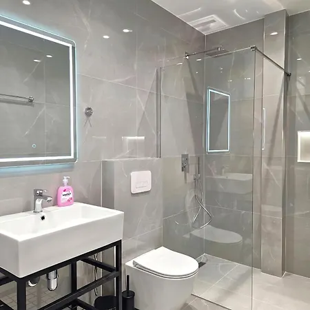 Lejlighed Two Bedroom With Sea View 093