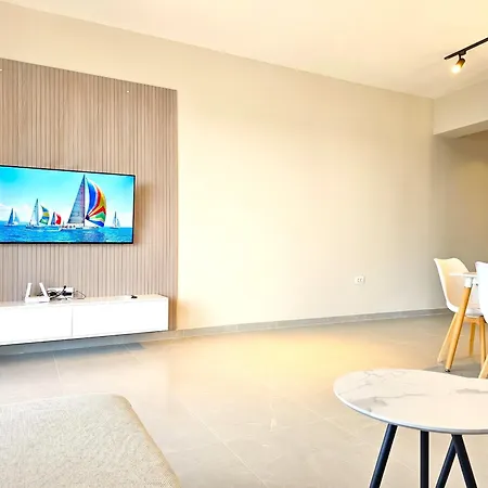 Lejlighed Two Bedroom With Sea View 093